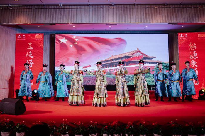 16、《贊歌（蒙語吟誦）》內(nèi)蒙古分公司