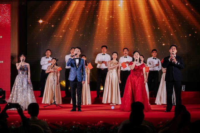 27、《明天會更好》東部建設(shè)管理部